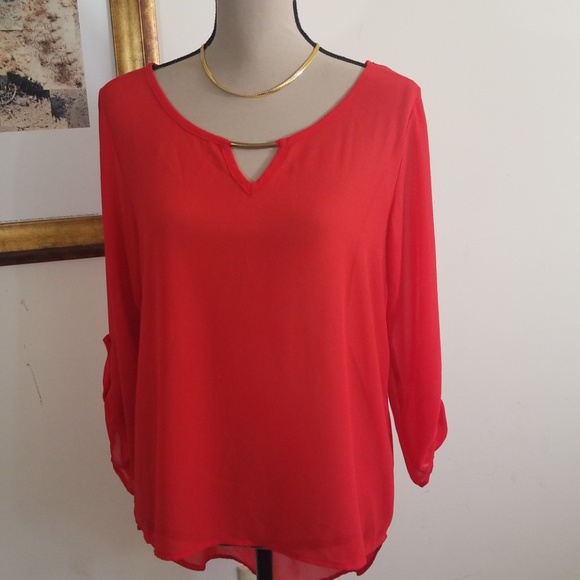 Chocolate Tops - Sheer Red Top Button -Tap sleeves High low size L